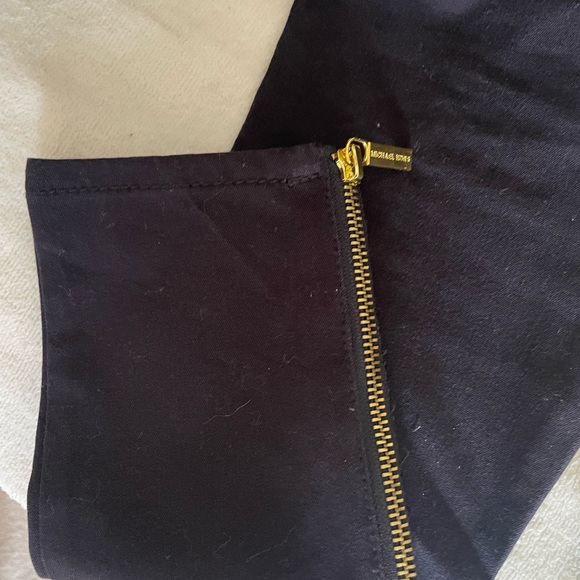 Micheal Kors pants. Worn a few times. - Picture 8 of 9